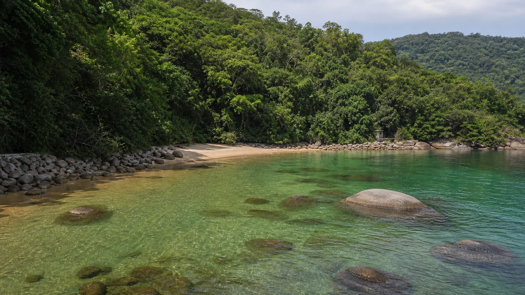 Praia das Águas Quentes