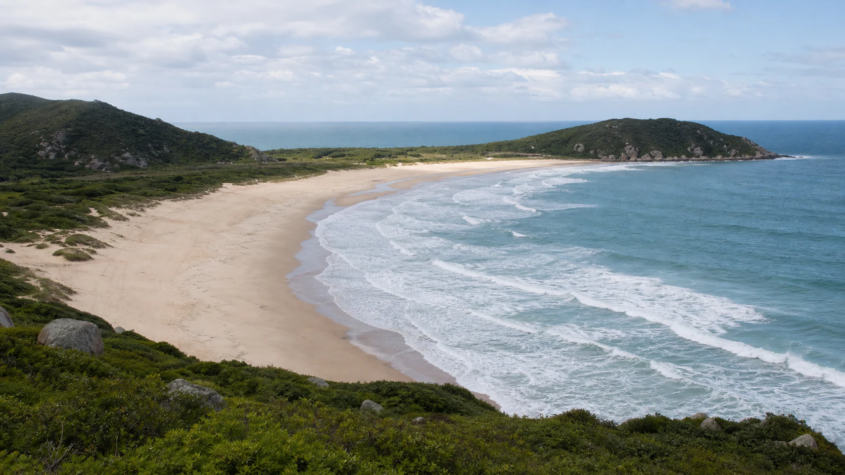 Reconstrução editorial da Praia Mole, Florianópolis