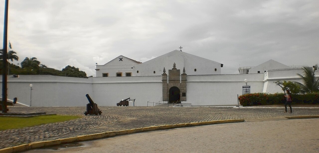Museu Militar do Forte do Brum — Fotografia documental com licença aberta